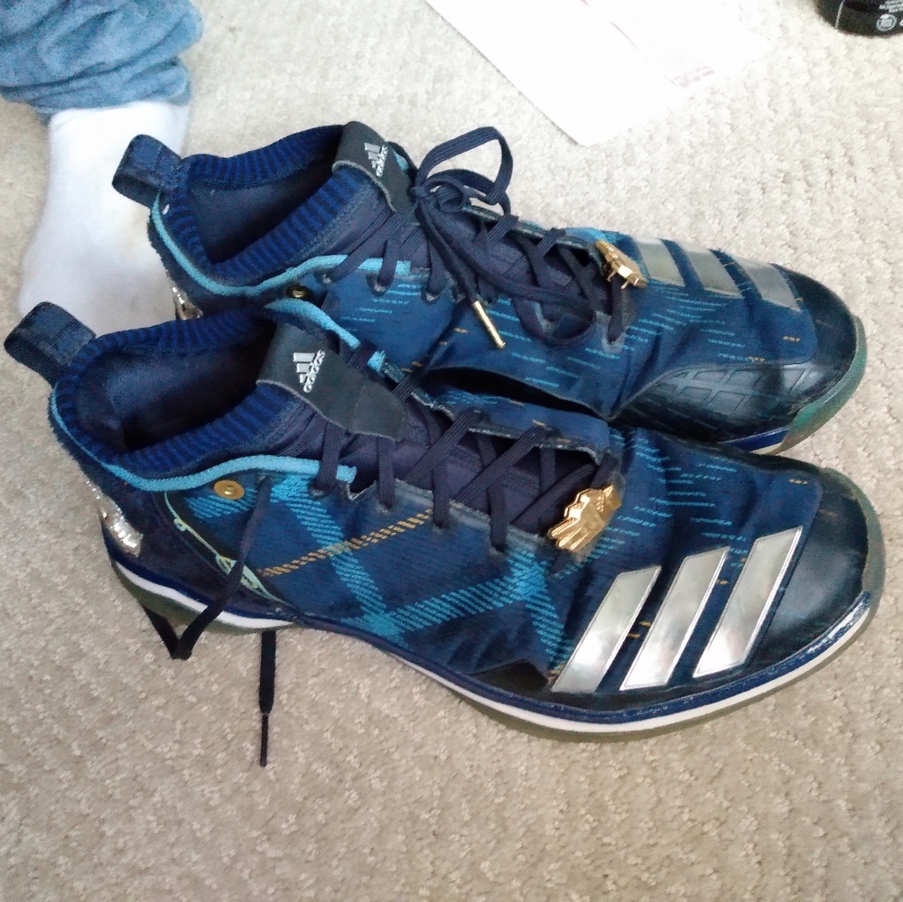 Adidas - Picture 4 of 4